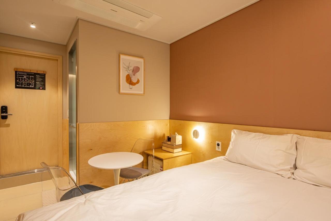 Hithere City Myeongdong Сеул Экстерьер фото