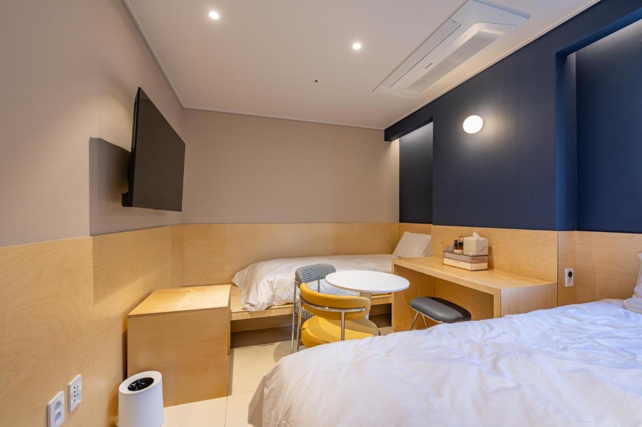Hithere City Myeongdong Сеул Экстерьер фото