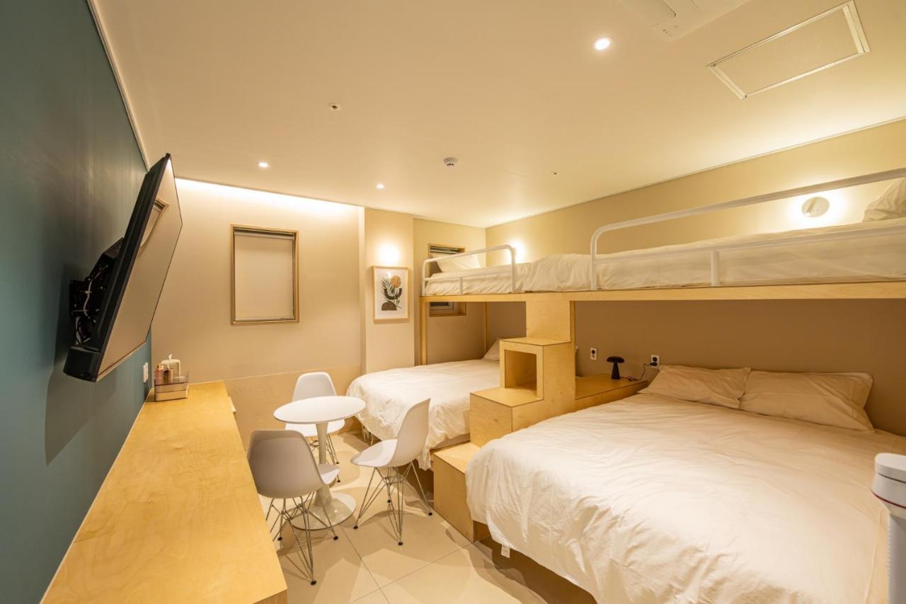 Hithere City Myeongdong Сеул Экстерьер фото